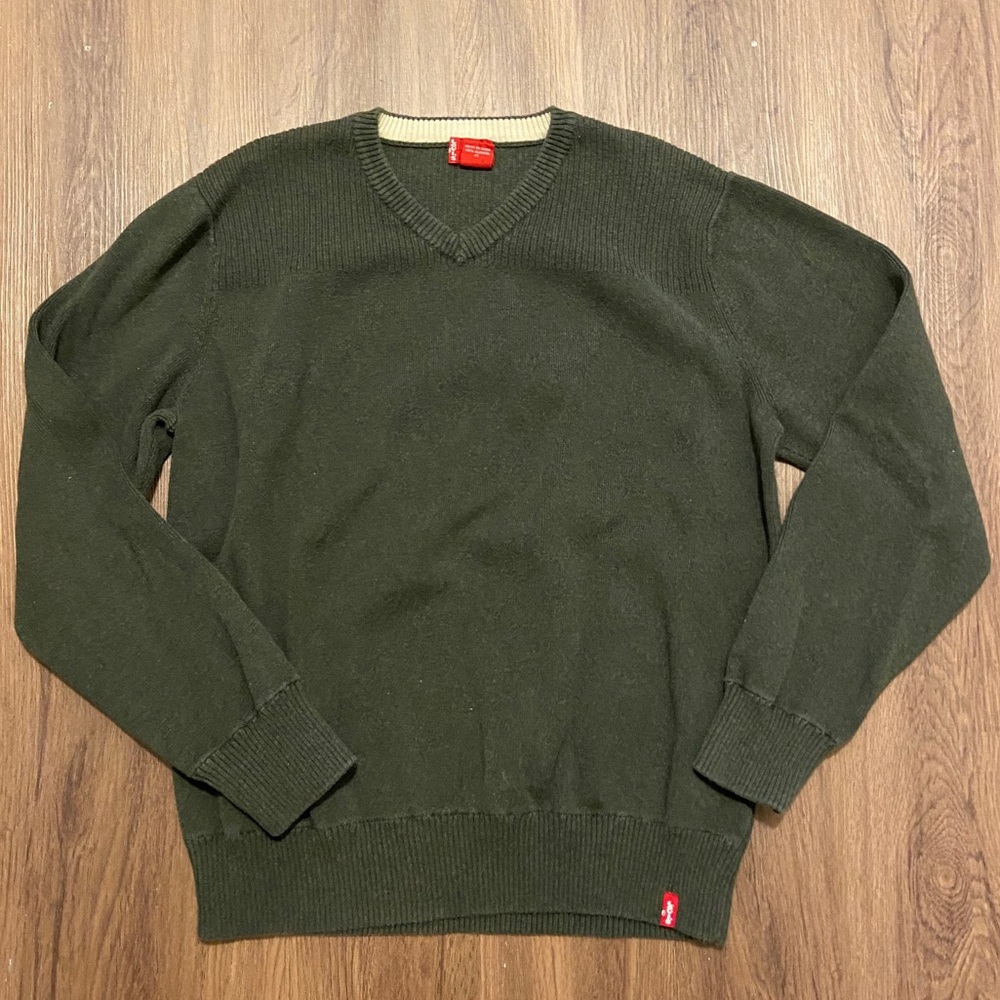 Levi’s Green V-Neck Sweater